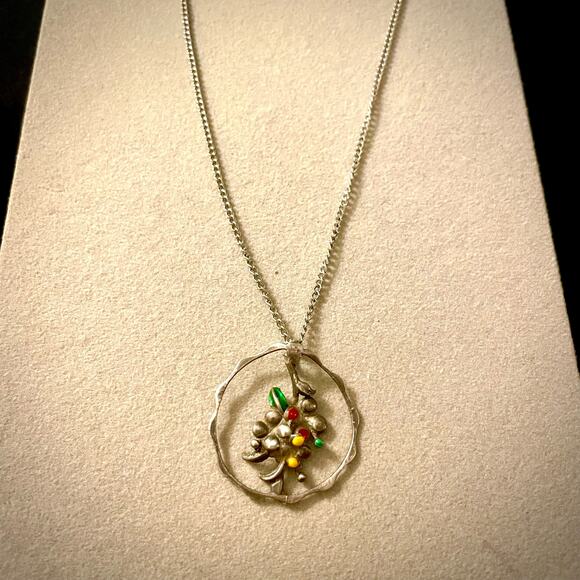 Vintage Metal Art Tree Floral Pendant Silver Tone Necklace - Picture 1 of 2
